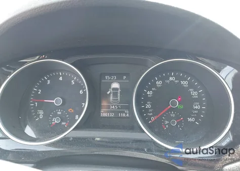 2016 Volkswagen Jetta 1.8T Sel z USA, uszkodzony, nr VIN 3VWL17AJ6GM228440